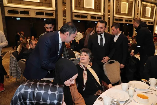 cumhur-ittifakinin-ibb-adayi-murat-kurum-mujdeyi-verdi-istanbulumuzu-guvenli-huzurlu-direncli-bir-sehir-haline-1710789260221.jpg Cumhur İttifakı'nın İBB adayı Murat Kurum müjdeleri sıraladı: İstanbul’umuzu güvenli, huzurlu, dirençli bir şehir haline getireceğiz