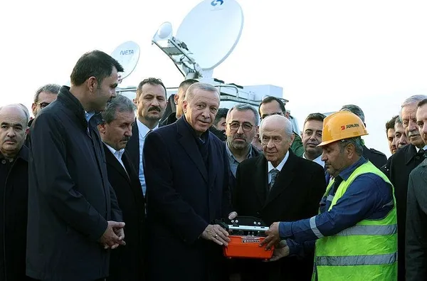 Başkan Erdoğan İskenderun’da Deprem Konutları ve Yeni Devlet Hastaneleri Temel Atma Töreni’ne katıldı