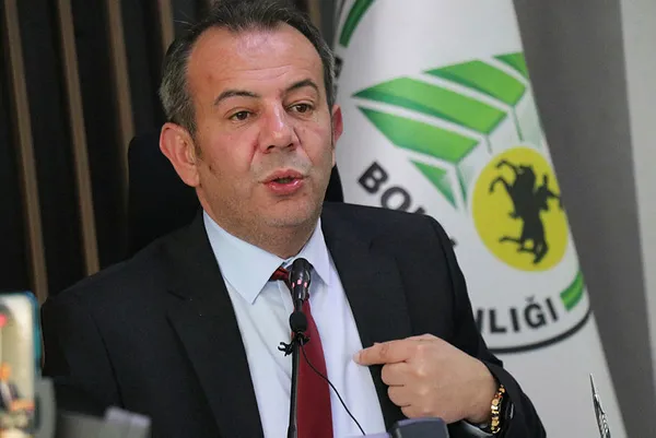 CHP'li Bolu Belediye Başkanı Tanju Özcan'ın faşist söylemleri sokağa yansıdı: 4 Suriyeliyi bıçaklandı - 4