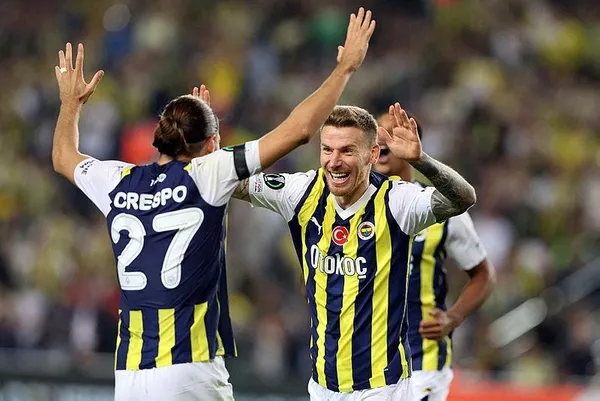 1696255027917.jpeg Fenerbahçe'de flaş imza! Miguel Crespo ile 2025 yılına kadar sözleşme uzatıldı - 1