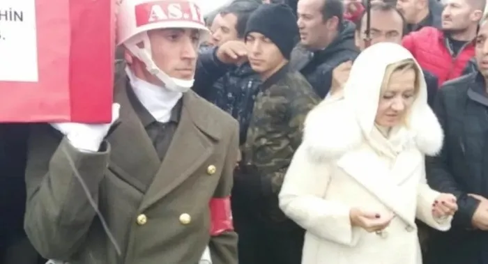 Aylin Cesur'un skandalları İYİ Parti'yi dağıttı: İstifa haberleri peş peşe geliyor! Zehir zemberek sözler - 3