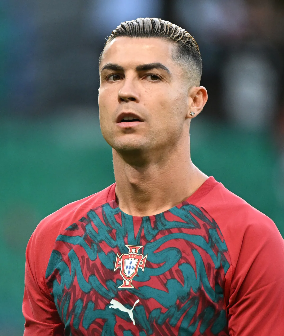 cristiano-ronaldodan-milli-takim-aciklamasi-jesus-iki-kez-sozunu-tutmadi-1791314881486.jpg Cristiano Ronaldo Portekiz formasıyla (AA)