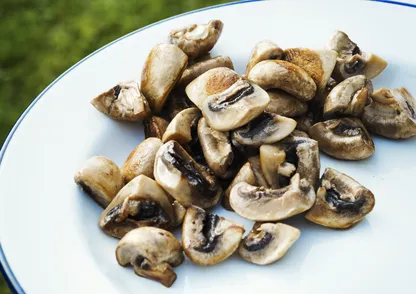 Vitamin depolarını fullüyor: Mantarı pişirmeden önce bunu yapın