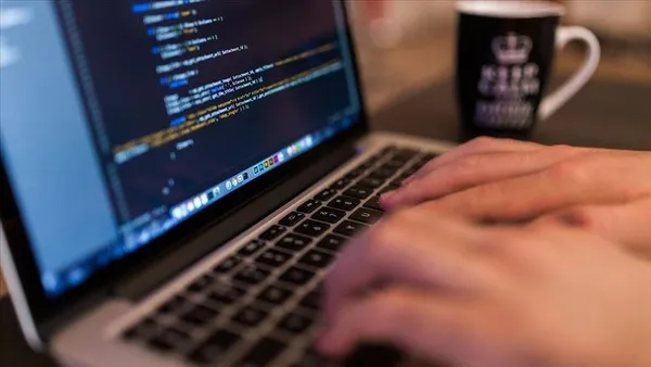 antalyada-mali-suclarla-mucadele-icisleri-bakani-suleyman-soylu-sabah-saatlerinde-kamera-karsisina-gecti-1670913432410.jpeg Halil Falyalı'nın örgütüne dev operasyon! Bakan Soylu kamera karşısına geçerek duyurdu: 136 kişinin mal varlıklarına el konuldu - 1