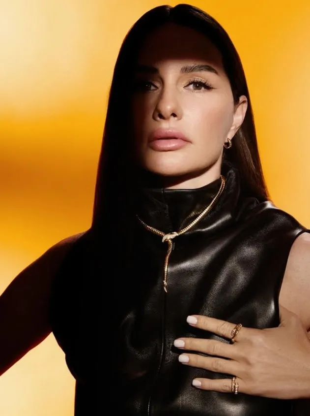 yasemin-ergene-reklam-dunyasinin-yeni-gozdesi-oldu-1773817538508.jpg Yasemin Ergene reklam dünyasının yeni gözdesi oldu! - 3