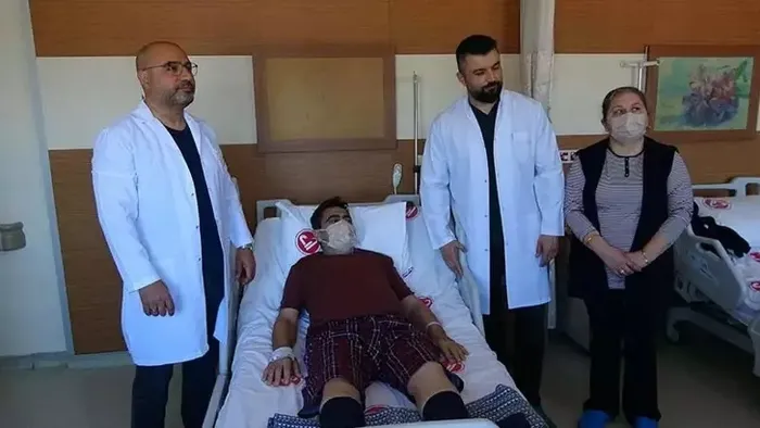 Oğluna böbreğini vermek istedi kanser olduğunu öğrendi - 1