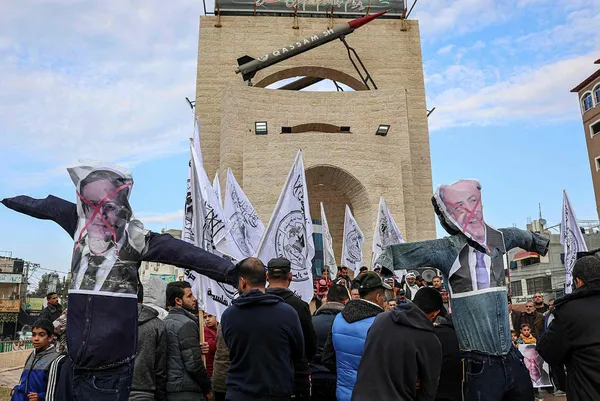 turkiyeden-israile-mescid-i-aksa-uyarisi-disisleri-bakani-mevlut-cavusoglu-israilli-mevkidasi-ile-gorustu-1672849168001.jpg Türkiye'den İsrail'e Mescid-i Aksa uyarısı: Dışişleri Bakanı Mevlüt Çavuşoğlu İsrailli mevkidaşı ile görüştü - 4