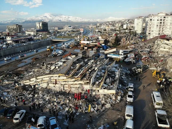 A Haber drone kamerasından DEPREM bölgesi! Facianın boyutunu gözler önüne seren dehşet verici görüntüler