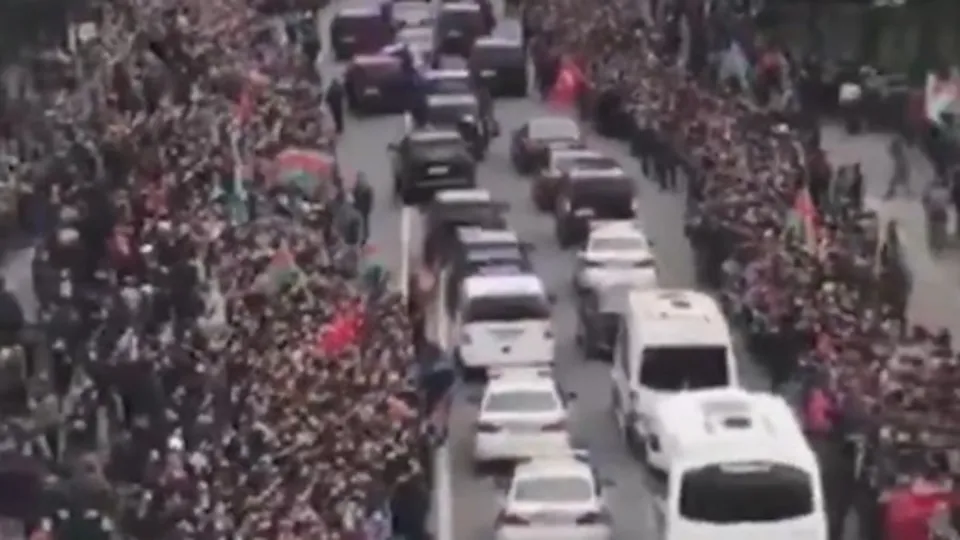 Başkan Erdoğan’a Azerbaycan’da sevgi seli!