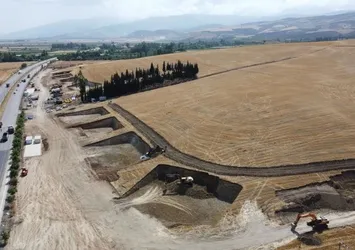 Hatay Kırıkhan'a kalıcı konutlar için ilk kazma vuruldu: 11 ay içinde teslim