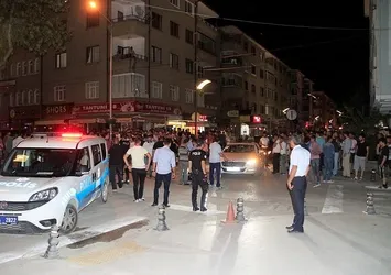 "PKK renklerinde tespih" gerginliği