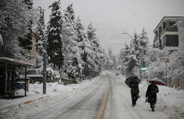 1644048085619.jpg Şiddetli kar geri geliyor! Meteoroloji tarih vererek o illeri uyardı | İşte yeni hava durumu raporu - 11