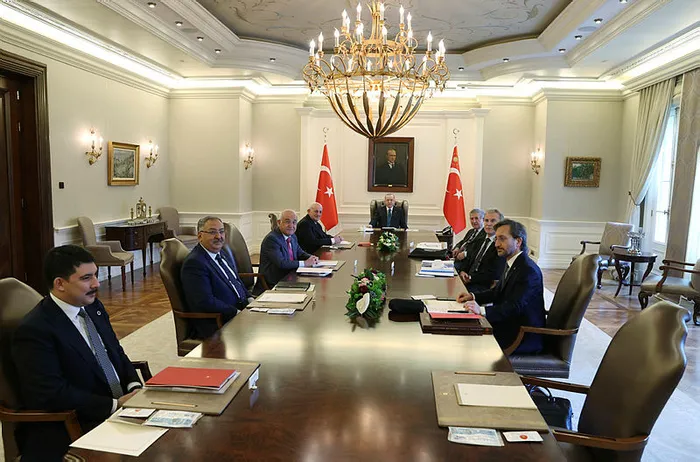 Son dakika: Cumhurbaşkanlığı Yüksek İstişare Kurulu Başkan Erdoğan liderliğinde toplandı - 1
