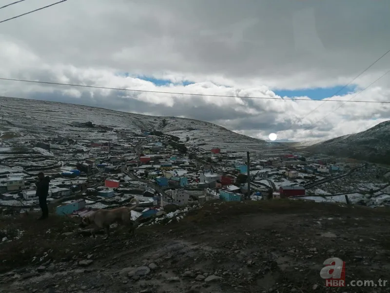 Ardahan'da kar kalınlığı 15 santimetreye ulaştı! Aceleyle inmek zorunda kaldılar 11