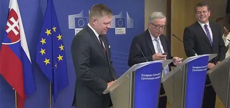 "Merkel aradı, Juncker telefonu yüzüne kapadı"
