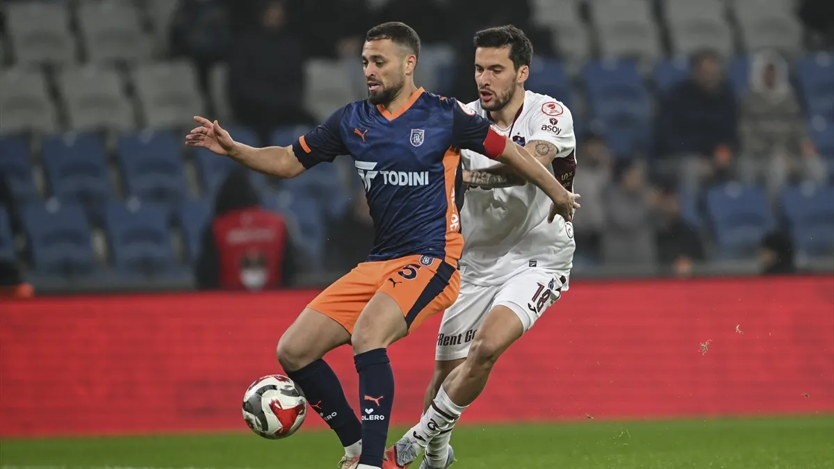 Fırtına İstanbul'da sert esti I Trabzonspor Başakşehir'i 4 golle geçti