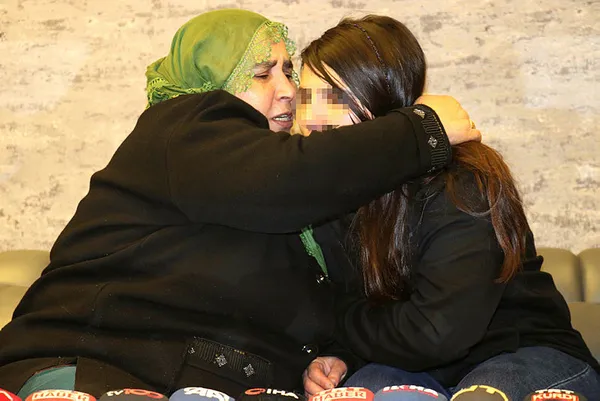 Diyarbakır'daki evlat nöbetinden sevindirici haber! Hüsniye Kaya ve Hüseyin Kaya çocuklarına kavuştu - 1