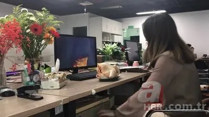 Daha önce böyle yemek pişirme yöntemi görmediniz! Çinli fenomen herkesi şaşkına çevirdi
