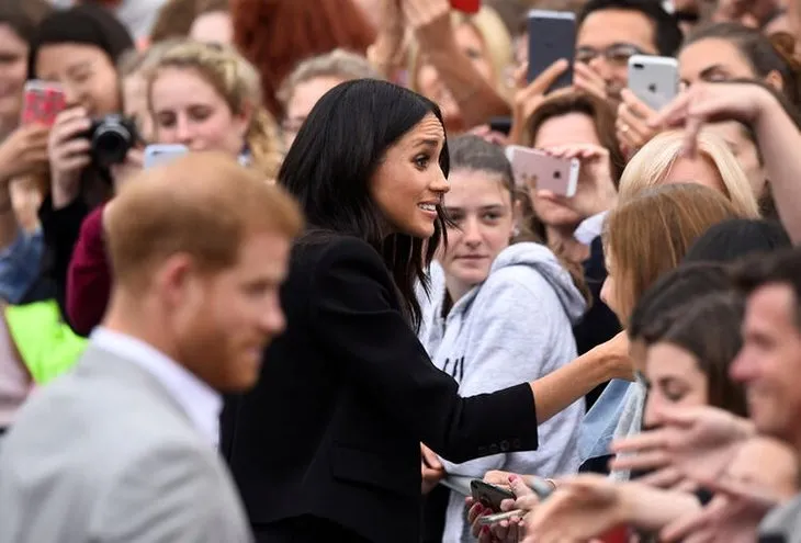 Prens Harry ve Meghan Markle’ın ırkçılık suçlamalarına Kraliçe Elizabeth’den cevap geldi