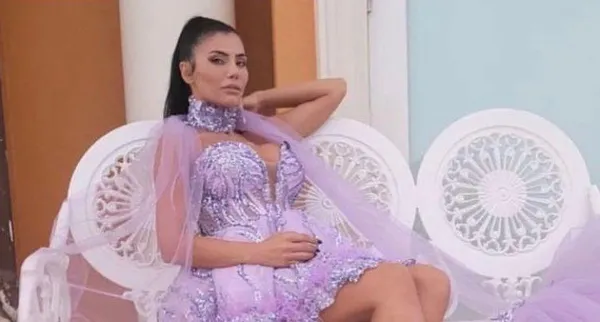 1666080165217.jpg Ünlü şarkıcı önce taciz sonra darp edildi! Berna Tan soluğu karakolda aldı: “Benim yakamdan tutup…” - 4