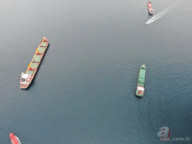 Zeytinburnu açıkları, gemi yoğunluğundan adeta limana döndü! 14