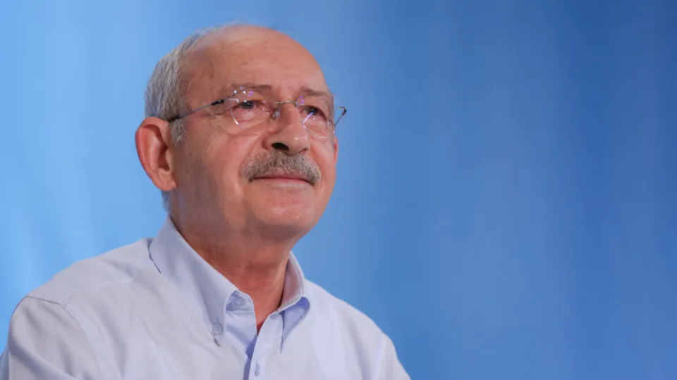 7'li koalisyonun cumhurbaşkanı adayı CHP Lideri Kemal Kılıçdaroğlu'ndan kötü taklit! Projenin ismini bile değiştirmemiş
