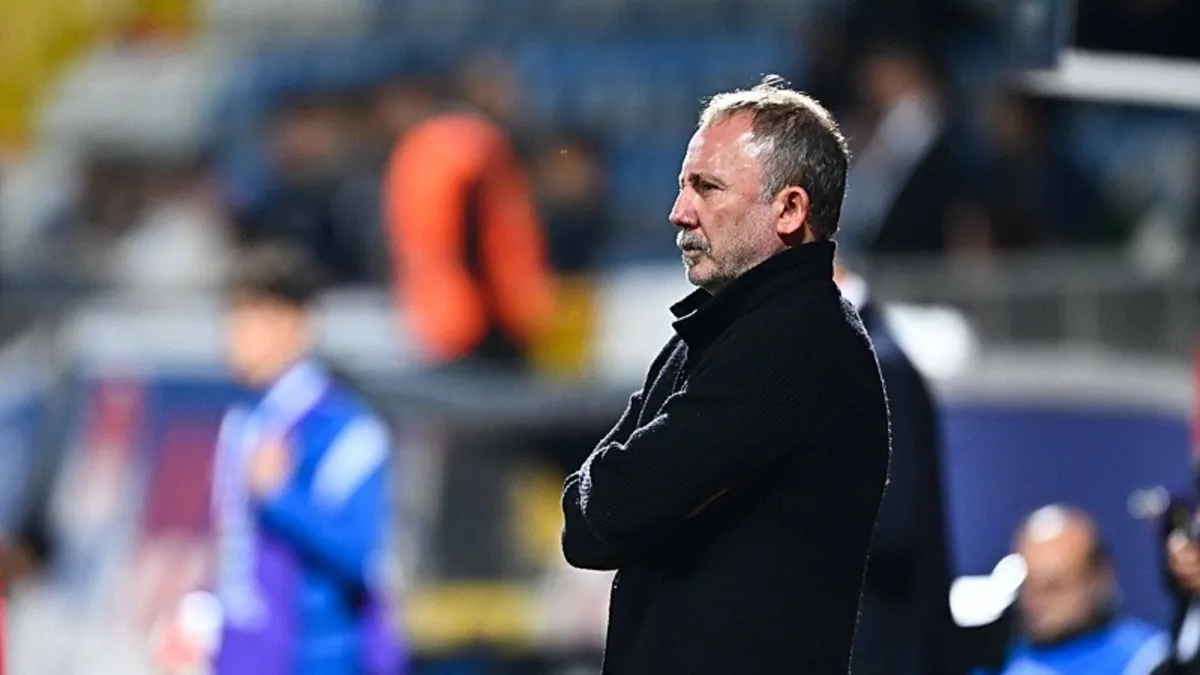 Beşiktaş Fenerbahçe derbisinde Sergen Yalçın'a güveniyor