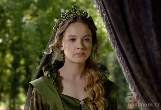 Ece Çeşmioğlu kimdir? Taner Ölmez sevgilisi Ece Çeşmioğlu kimdir, kaç yaşında? 14