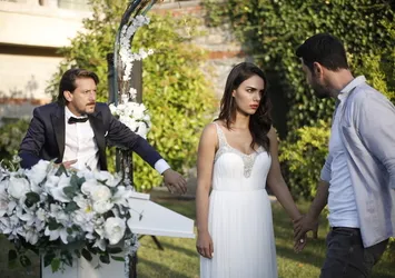 Kimse Bilmez 14. son bölüm izle! Kimse Bilmez 14. bölüm tek parça izle! (ATV)