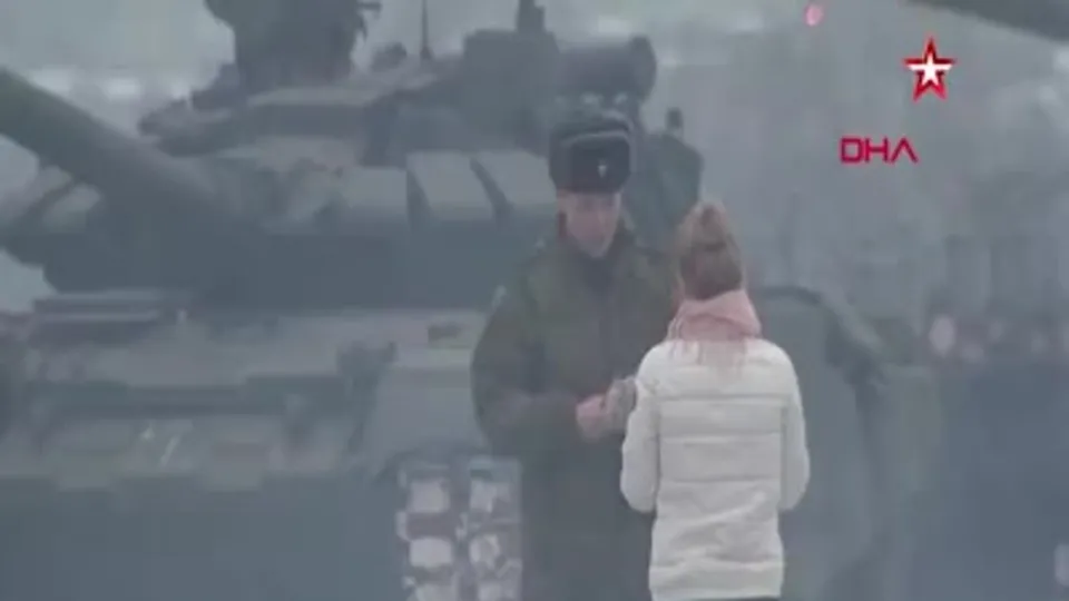 Sevgililer gününde ’Tank’ sürprizi! Görünce şaşkına döndü |Video