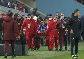 Trabzonspor'a Vitor Hugo'dan kötü haber! Yıldız oyuncu sezonu kapattı