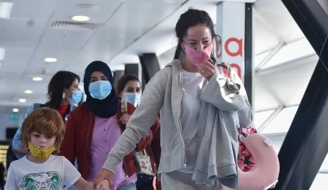 Salgın döneminde güvenli tatilin adresi Türkiye oldu! Antalya’da turist rekoru kırıldı - 1