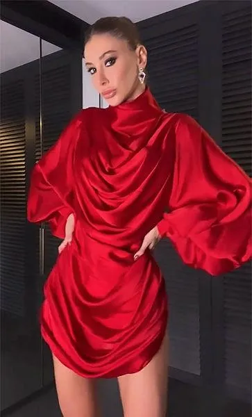 seyma-subasi-ile-eski-sevgilisi-mohammed-alsaloussi-arasinda-ipler-gerildi-1649654661690.jpeg Şeyma Subaşı ve Mohammed Alsaloussi arasında ipler gerildi! Meedo'dan karşı atak geldi - 5