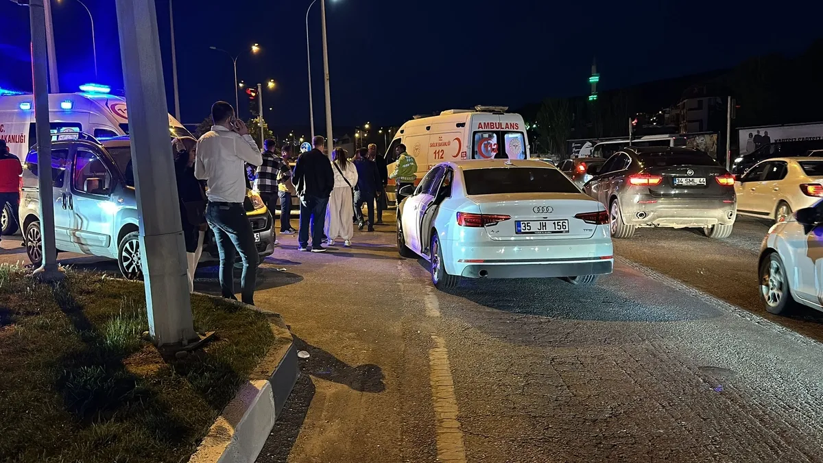 Kütahya'da feci kaza! Sürücü futbolcunun eşi çıktı