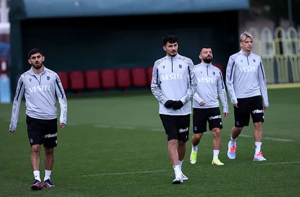 trabzonspor-ferencvaros-muhtemel-11ler-trabzonspor-ferencvaros-maci-ne-zaman-saat-kacta-hangi-kanalda-1667473763295.jpg Trabzonspor-Ferencvaros maçı ne zaman, saat kaçta, hangi kanalda? Trabzonspor Ferencvaros MUHTEMEL 11'LER! - 2