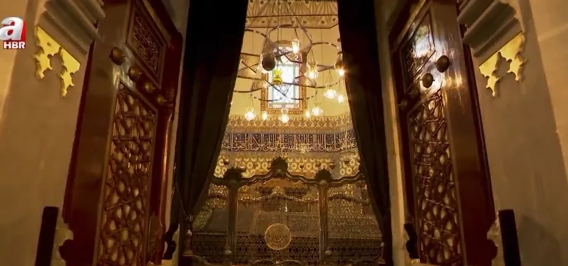 İstanbul’daki sahabe Ebu Eyyub El Ensari! Türbesi dolup taştı