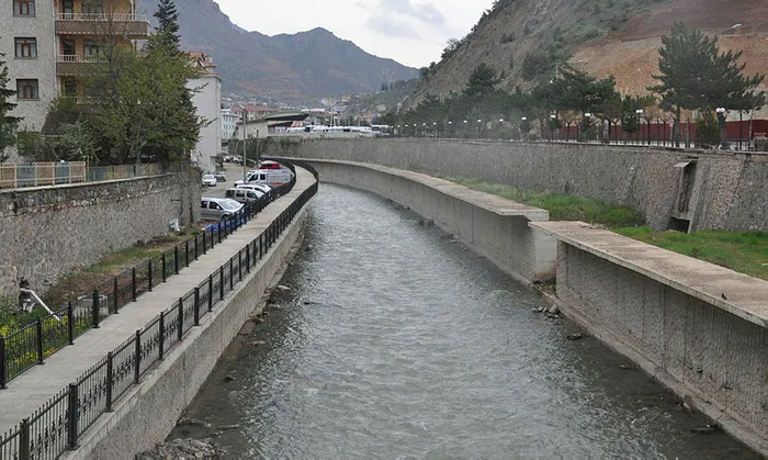 Gümüşhane'de tüm corona virüs tedbirlerine uyuldu! 2 haftadır hiç vaka yok - 4