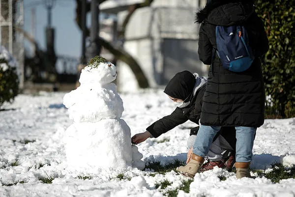 İstanbul’a kar yağmaya devam edecek mi? İstanbul’a kaç gün daha kar yağacak? Flaş İstanbul açıklaması