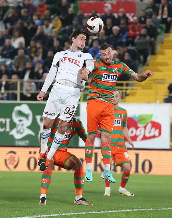 Fırtına farklı mağlup! Alanyaspor evinde ağırladığı Trabzonspor’u mağlup etti | İşte maçta yaşananlar...