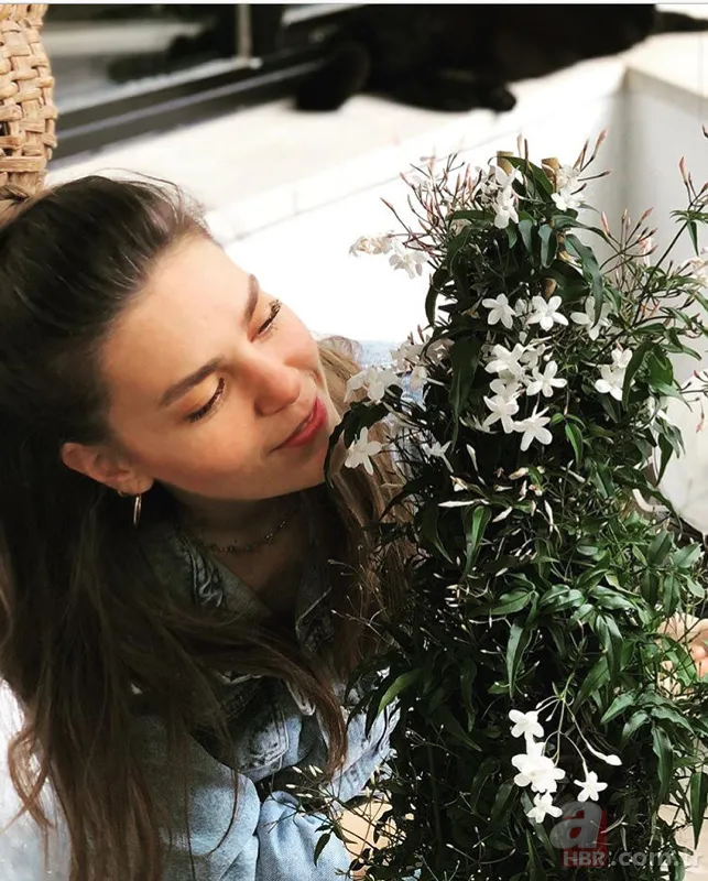 Aslı Enver yeni aşkıyla el ele yakalanmıştı! Berkin Gökbudak ile ilişkisi hakkında ilk kez konuştu 1