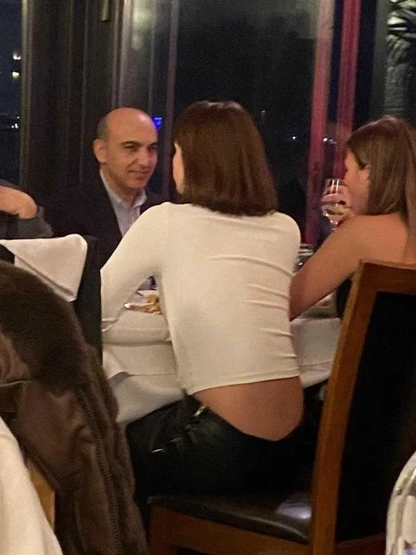 CHP’de İBB koltuğuna yeni talip! Belediye başkanları toplantısında büyük kaos! O isim adaylığını duyurdu... İmamoğlu’nun sağ kolu devreye girdi