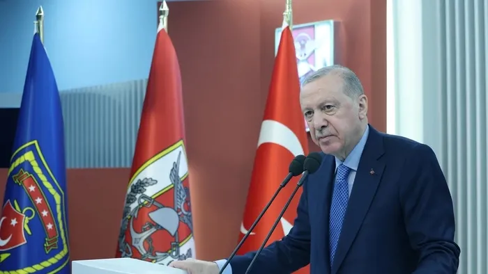 irandan-aciklama-geldi-turkiyeye-fuze-firlatmadik-egemenliklerine-saygiliyiz-1772690777202.jpeg İran'dan açıklama geldi: Türkiye'ye füze fırlatmadık egemenliklerine saygılıyız | Batı ülkelerinin senaryo hazırlığı - 2