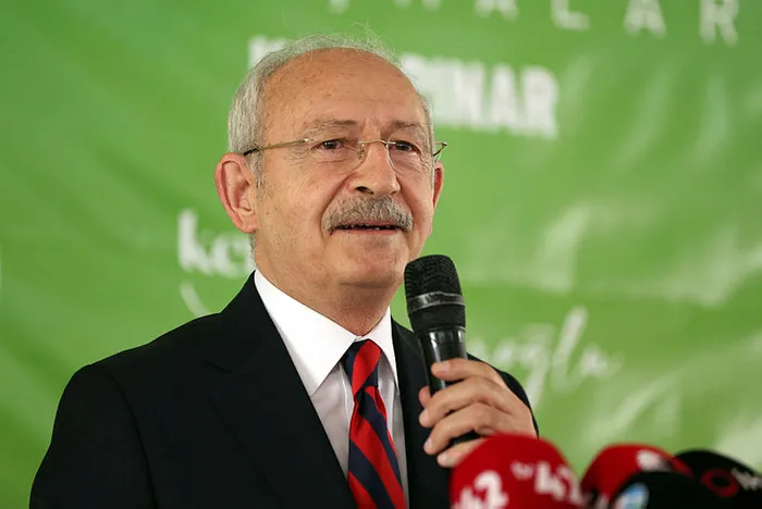 ak-parti-sozcusu-omer-celikten-kemal-kilicdarogluna-yanit-chp-genel-baskanligi-makami-icin-uzucu-bir-sey-1654206664952.jpg AK Parti Sözcüsü Ömer Çelik'ten Kemal Kılıçdaroğlu'na yanıt: CHP Genel Başkanlığı makamı için üzücü bir şey! - 4
