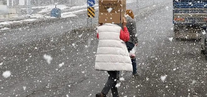 Mart kapıdan baktırdı! Erzurum, Kars ve Ardahan'da kar etkili oldu