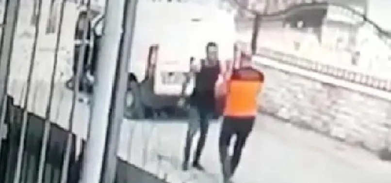 Kocaeli’nde kargocuya dayak! O anlar kamerada