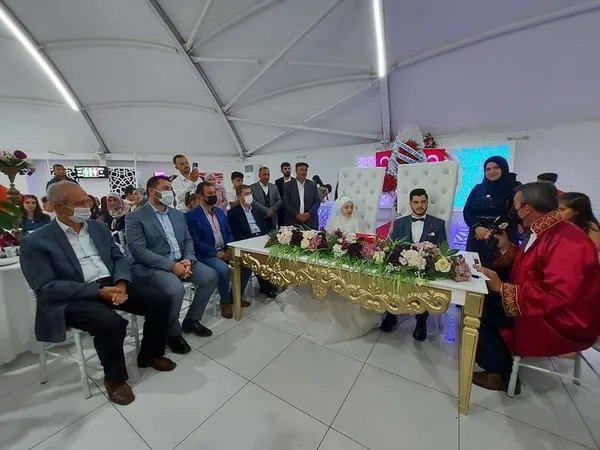 afrinde-iki-bacagini-kaybeden-gazinin-mutlu-gunu-1627299569865.jpg Afrin’de iki bacağını kaybeden gazinin mutlu günü - 3