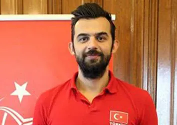 Milli voleybolcu Aslan Ekşi 30 gün hapis!