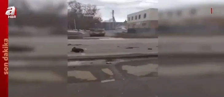 Rus tankı Ukrayna birliklerini vurdu! Rus tankının vurulma anı kameraya yansıdı | İşte Rusya - Ukrayna savaşından yeni görüntüler