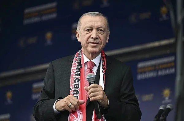 baskan-erdogandan-batman-mitinginde-onemli-aciklamalar-1683724009980.jpeg Başkan Erdoğan'dan Batman mitinginde Kemal Kılıçdaroğlu'na salvo: Ancak Kandil'e bahar getirir