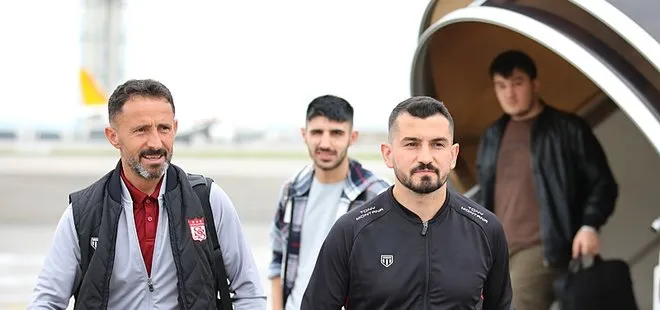 Sivasspor Galatasaray maçı için İstanbul’a gitti